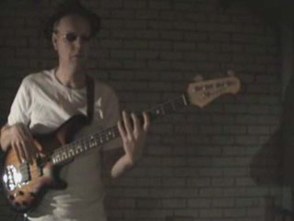 Kid Creole & The Coconuts - Endicott - Bass Cover