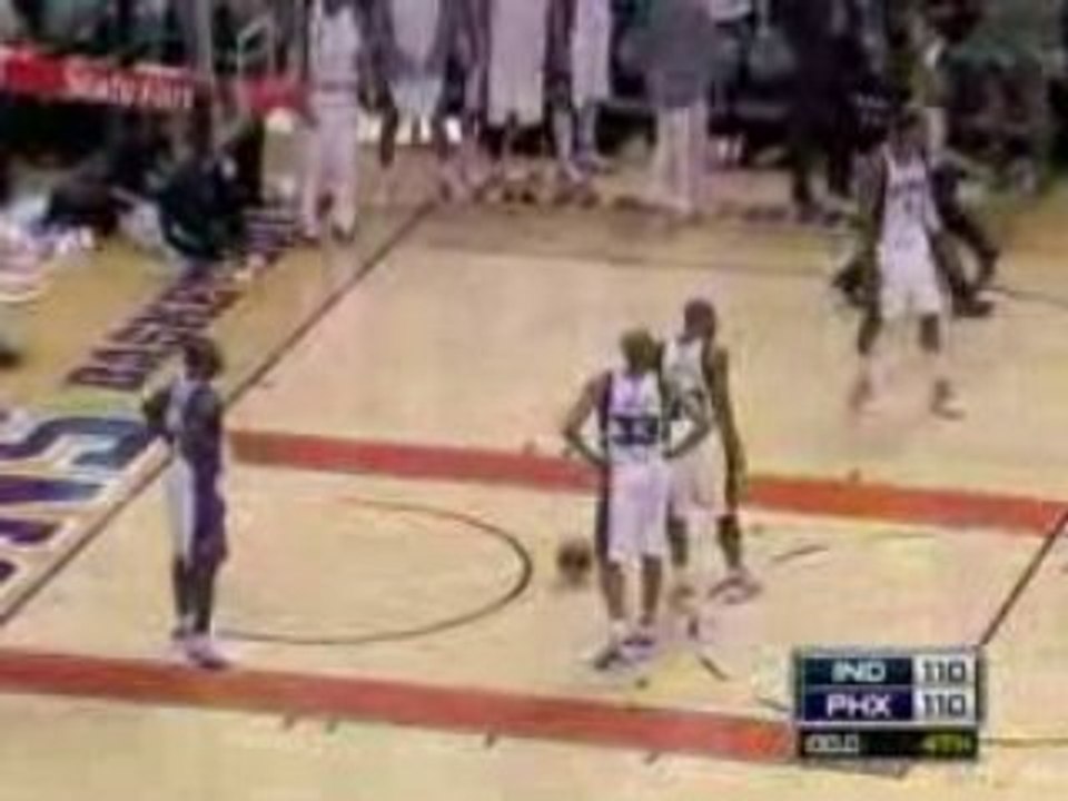 NBA Danny Granger blots out the Suns