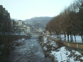 La Bourboule: La Dordogne en aval