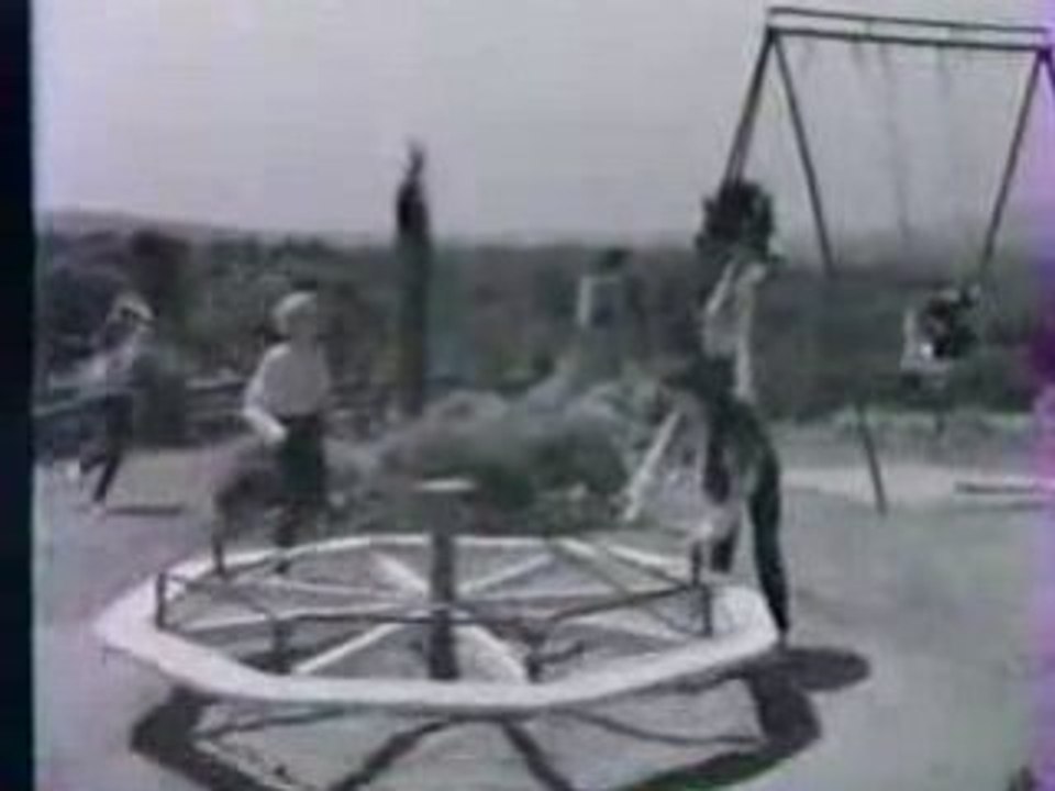 Les Collégiennes - Twiste Collégienne