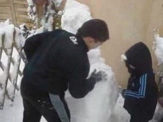 oué la neige a mrb!!!!olééééééééééééééé..