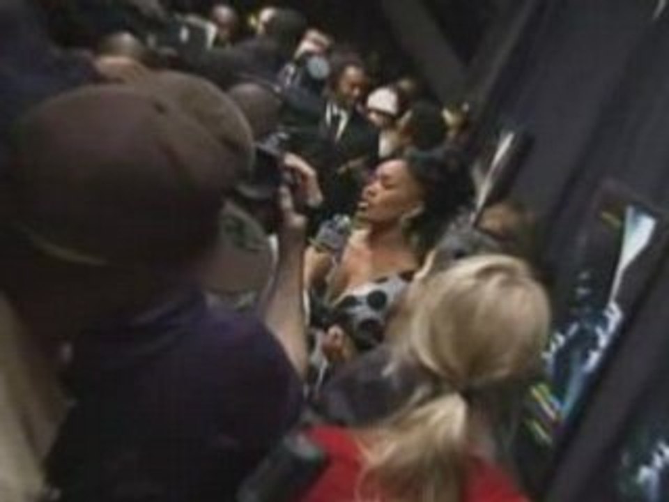 Diddy and Mary J Blige honour the Notorious B.I.G