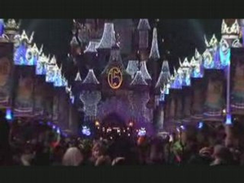 Château Disneyland illuminé pour Noël
