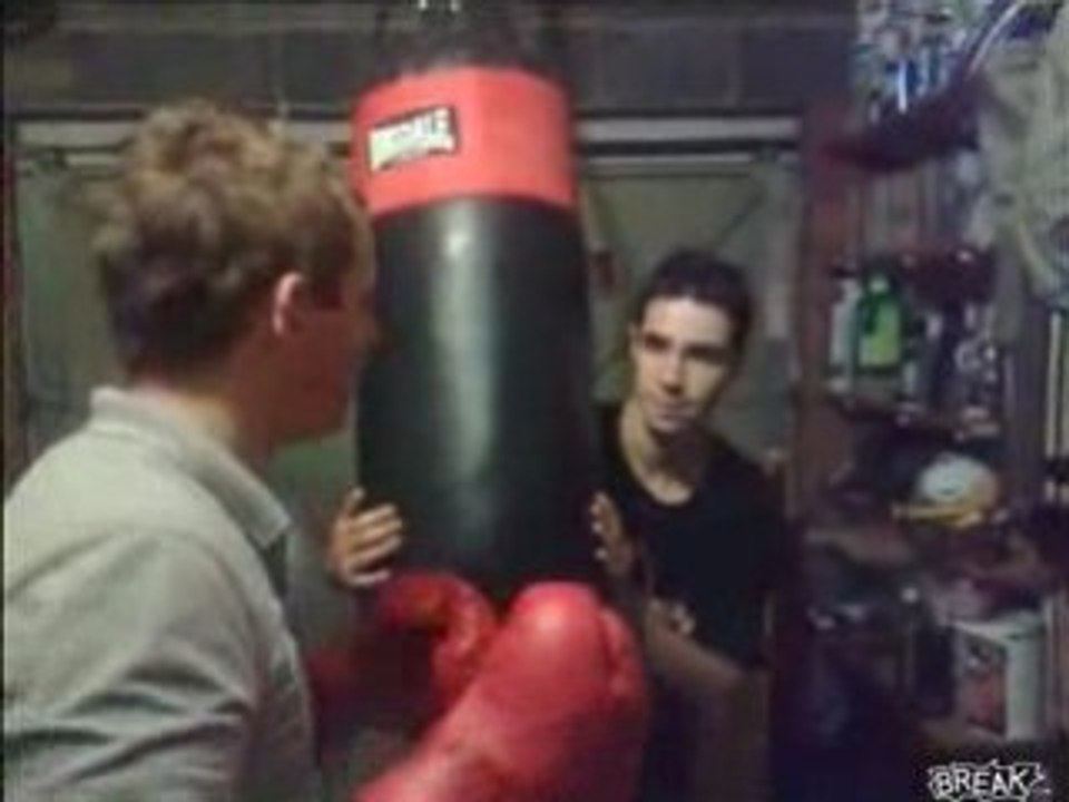 Régis fait de la boxe