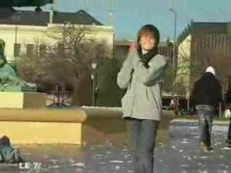 Angers : Le jardin du Mail transformé en patinoire