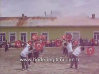 Kasabalar İçin 23 Nisan Gösterileri