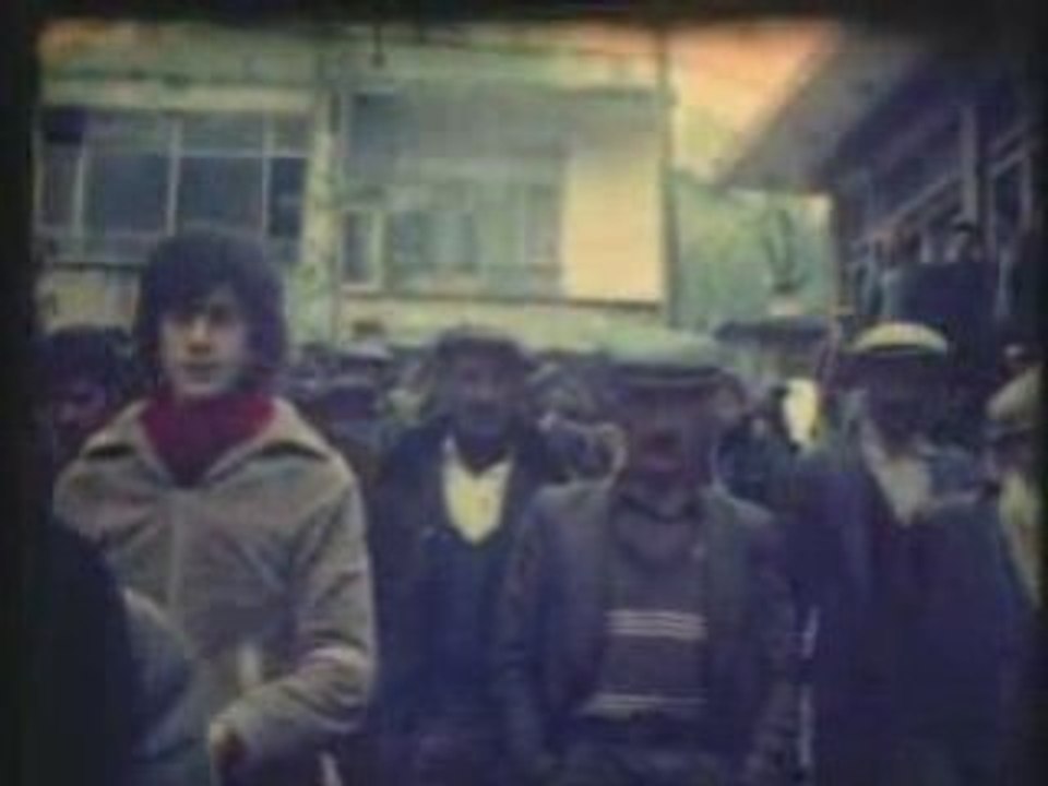 Özdemir Erdoğan - Gurbet