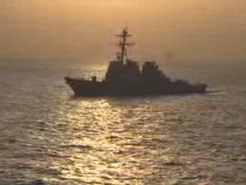 USS San Antonio Receives Supplies