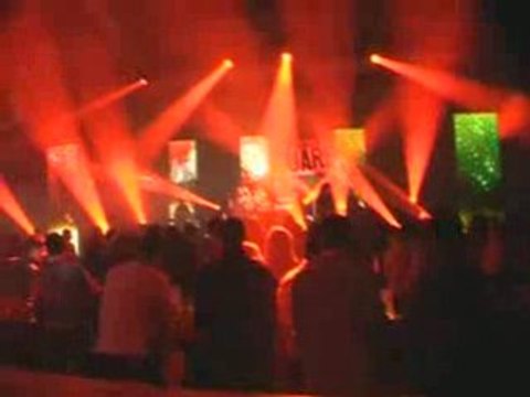 Yeni Yıla Giriş Romeo - Hande Yener Xmas Party @ Bursa Suare