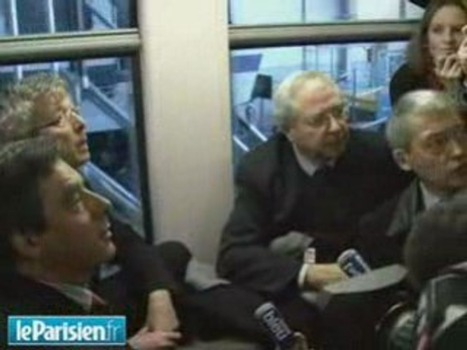 E. NABET s'entretenant avec le 1er ministre