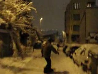 Descente de Notre de la Garde au Big Air - Neige à Marseille