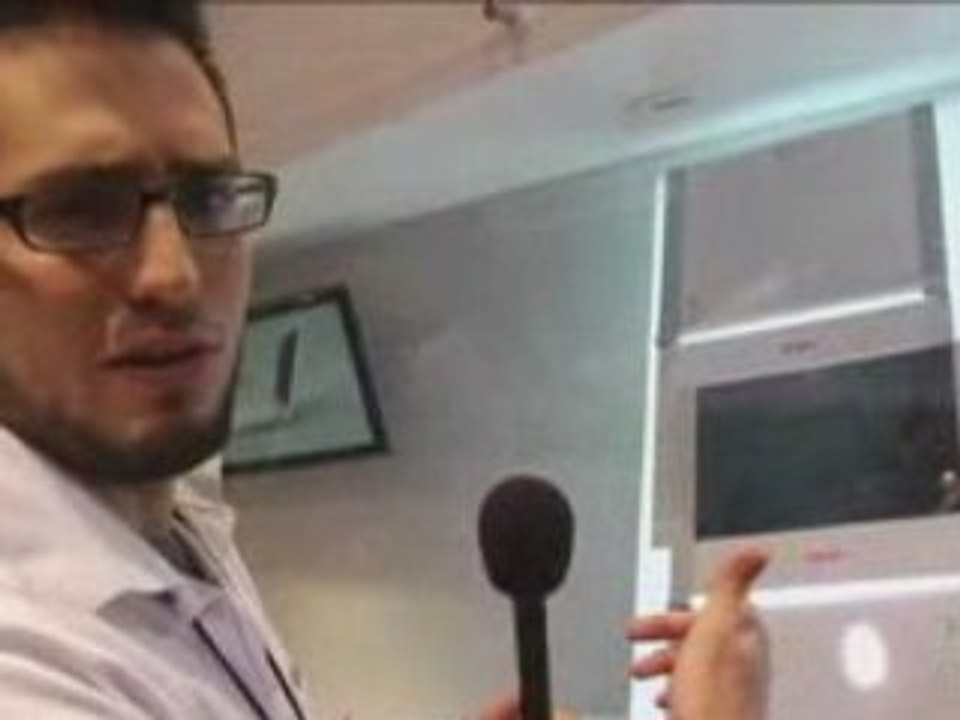 Asus See-through PC - ComputerTV at CES 2009