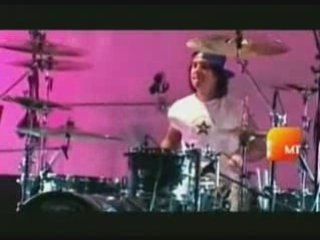 Blink-182 - All The Small Things (Live at MTV Jammed 2002)