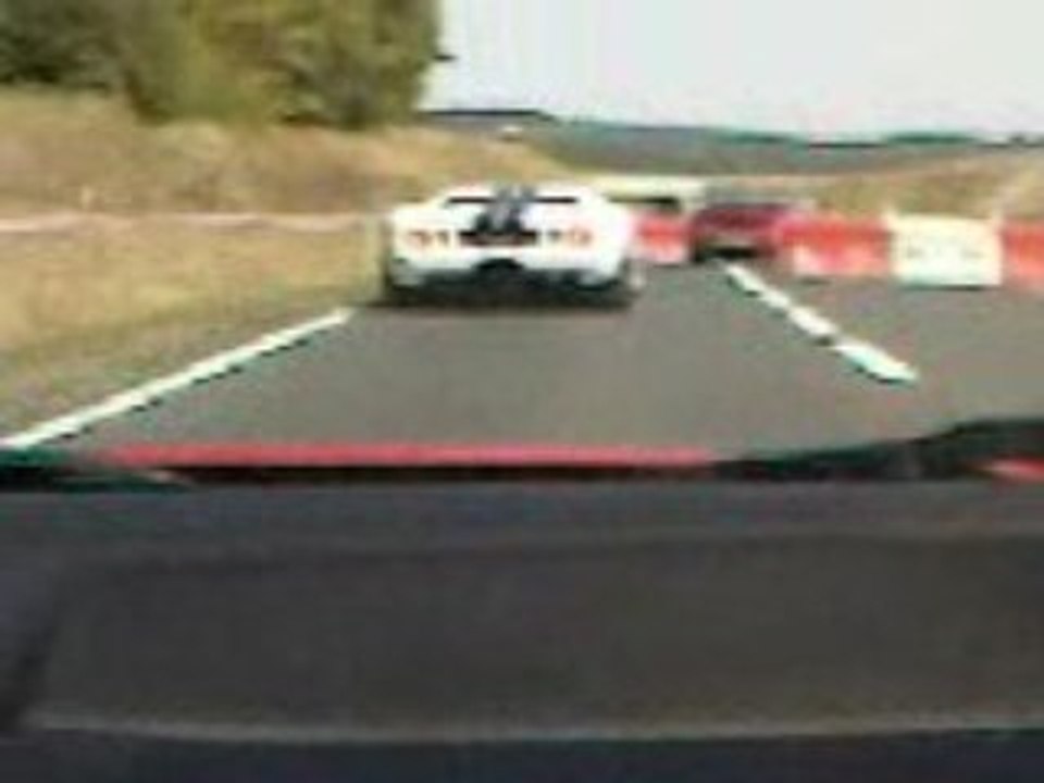 caméra embarquée en férrari f430 à reims