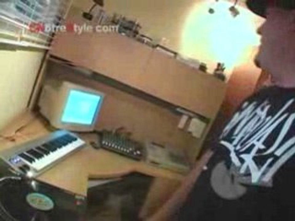 Extrait-dans L lab avec 7 D sur http://www.cnotrestyle.com