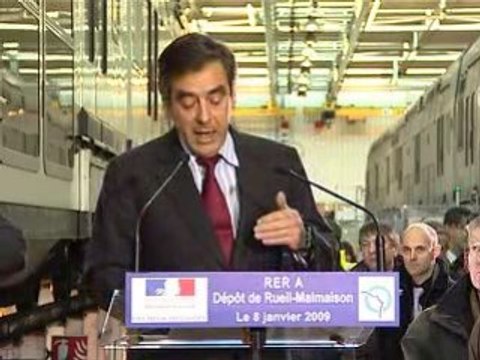 Visite de F. Fillon dans les ateliers de la RATP à Nanterre