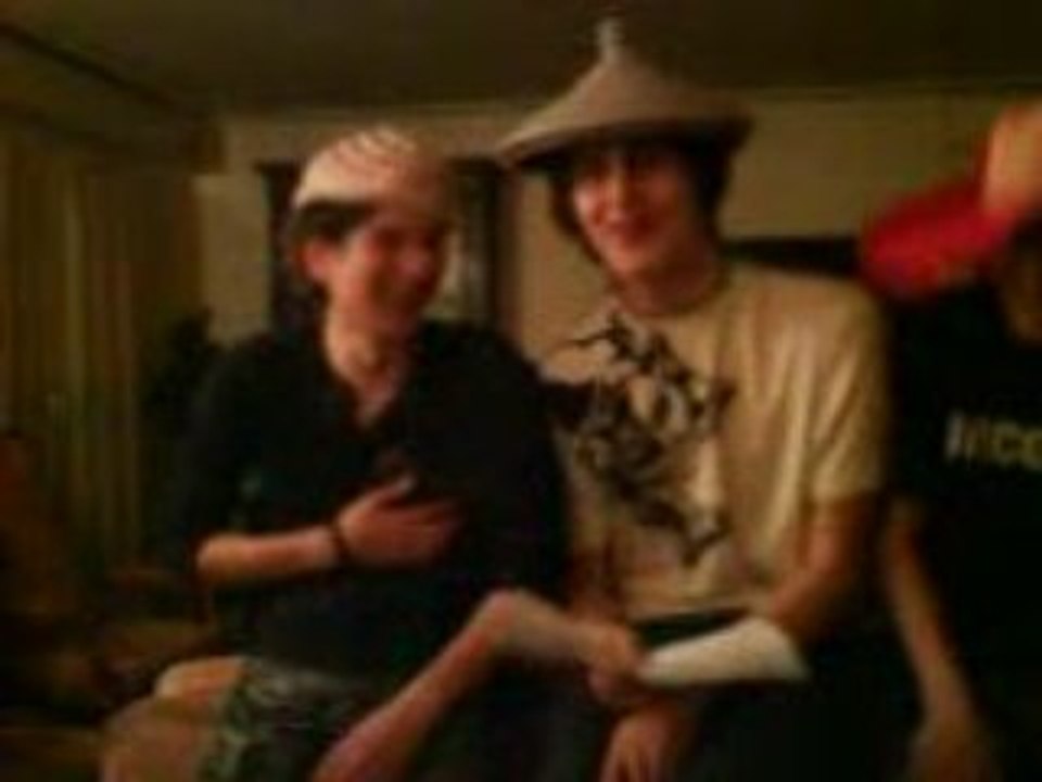 Quentin, Khaled et Moi :D Ils ont des chapeaux rond ... xD