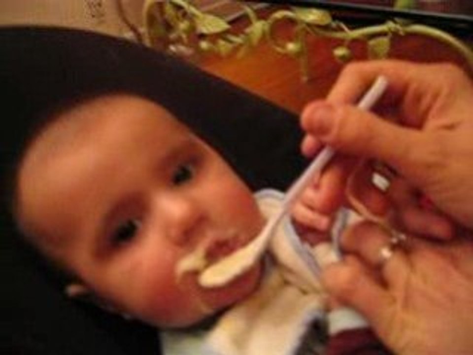 premières cuillères !