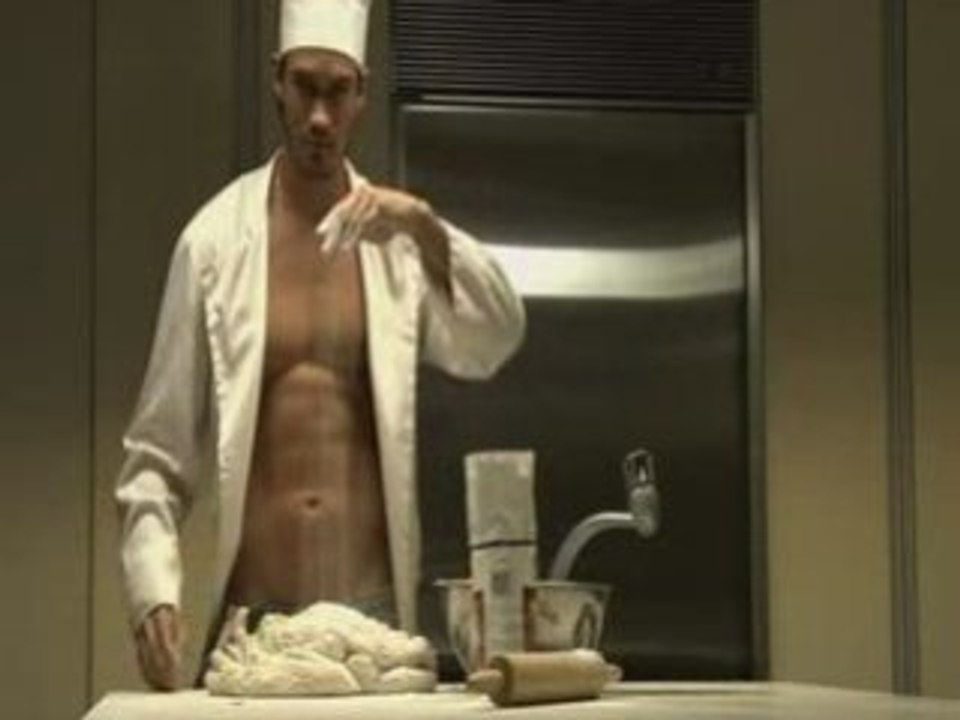 Pub REVERSA - Cuisinier et son pain