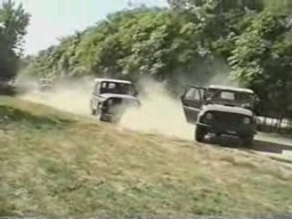 COMMANDOS SERBES