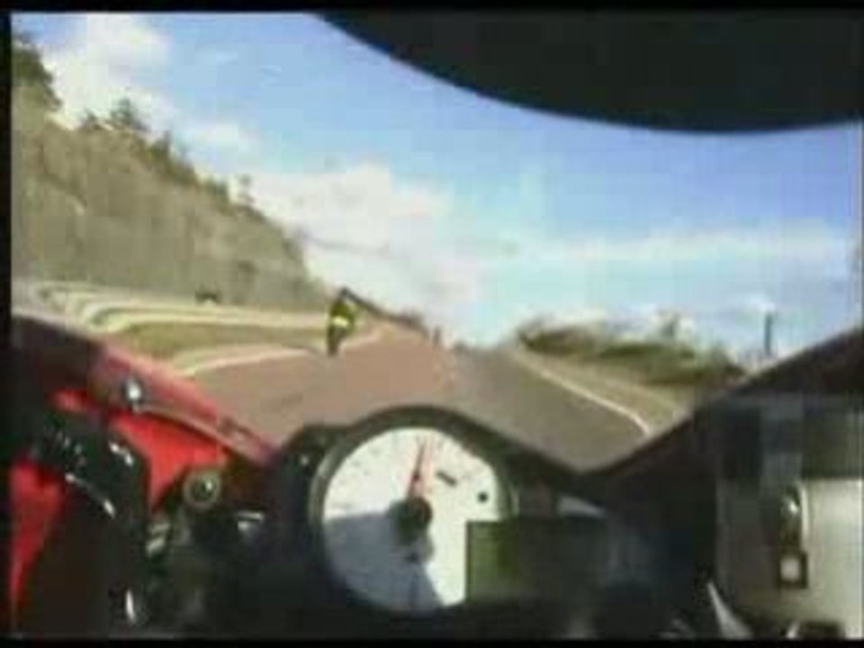 Lim poursuite en moto