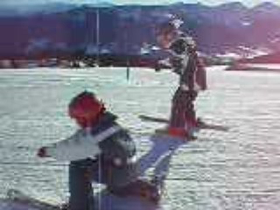 SKI