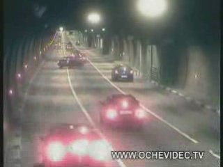 crashs de voiture dans un tunel