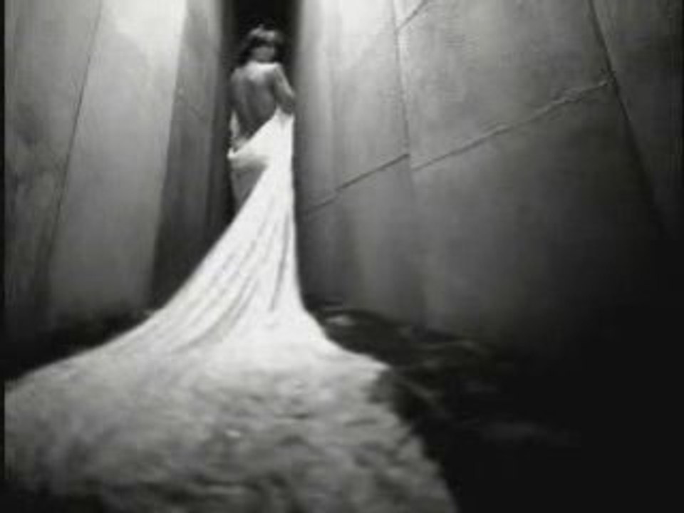 Delirium - Innocente (featuring Leigh Nash)