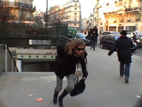 AUX VOLEURS AUX VOLEURS!