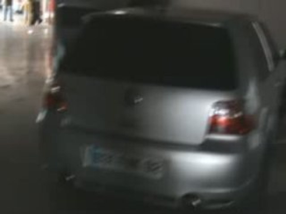 M2U00047