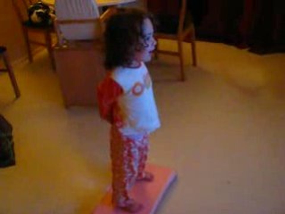 sarah joue à la wii