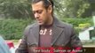 Salman Khan worried about Aamir Khans 8 pack abs