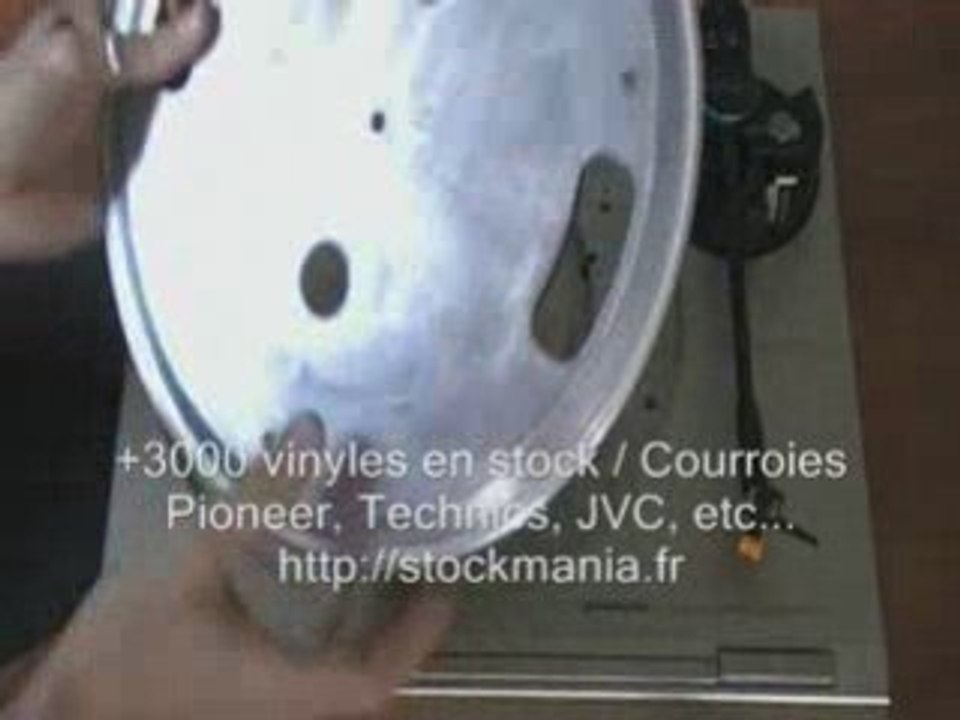 Comment changer une courroie de platine vinyle