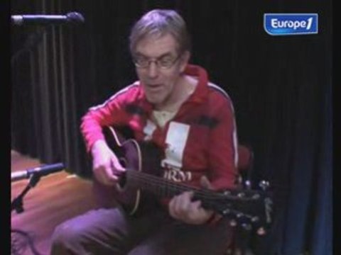 Dick Annegarn et sa guitare légendaire
