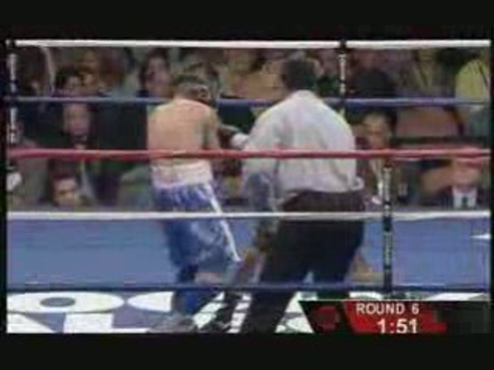Vic Darchinyan KO ' s