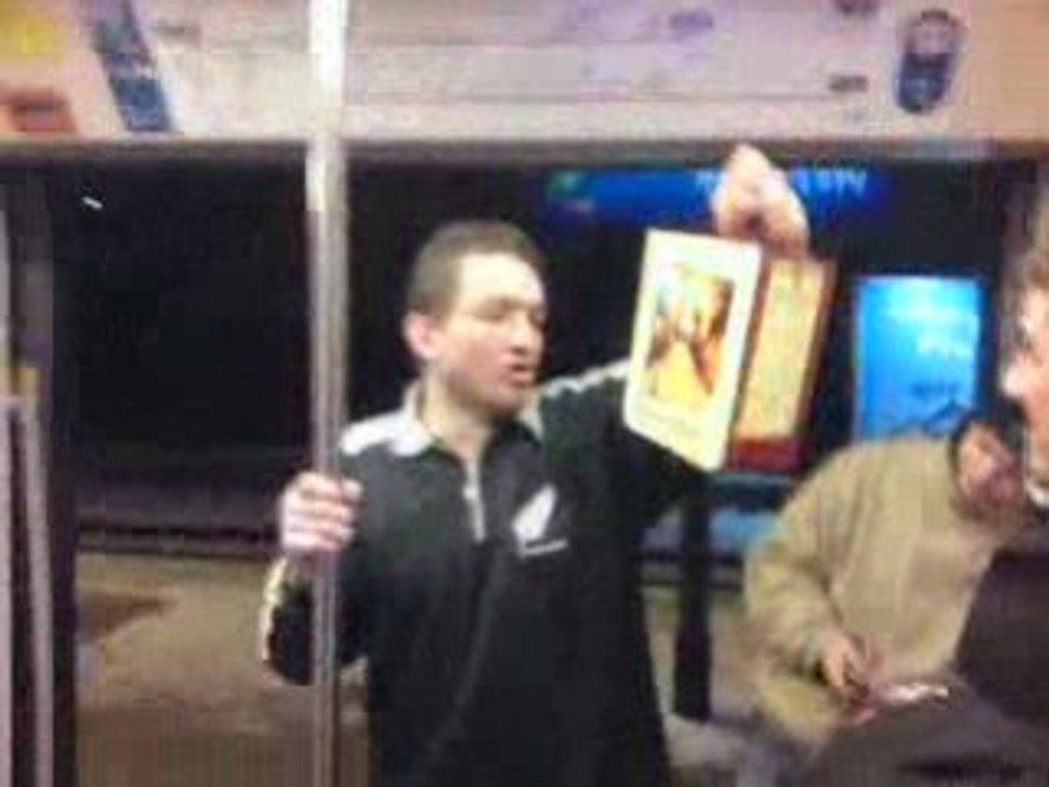 les ravages de l'alcool : Chantons faux dans le train