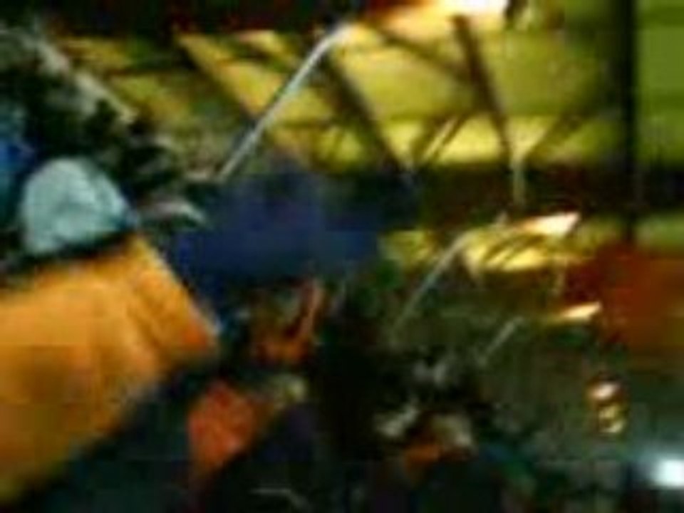 AJA - OM POGOS FUMIS