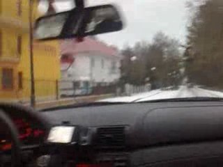 Jazda po Pobierowie w zimie na letnich oponach