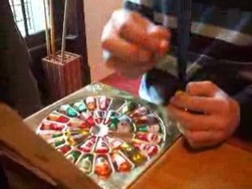 etienne presente les chocolats