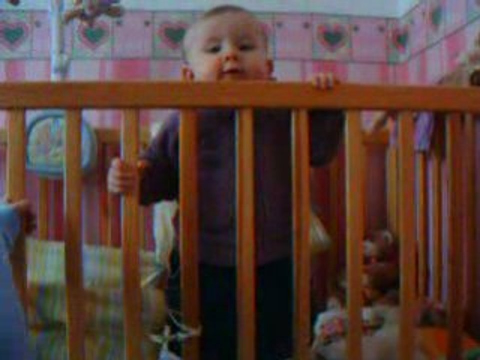 Morgane se met debout!!!