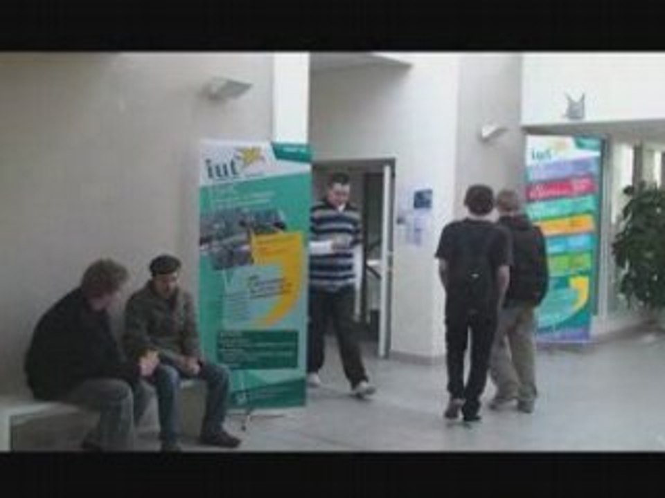 SRC saint-Lô "Réveille toi !" court métrage promo 2008-2009