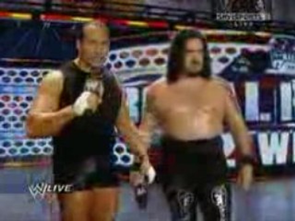 Raw 12/1/09 part 5/9