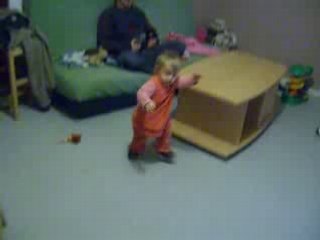 Les 1er pas d'alisson