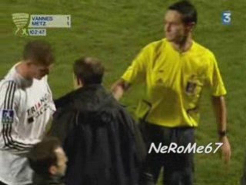 CDL : Vannes 1-1 Metz => 101' Gimbert carton rouge