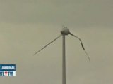 OVNI percute 1 éoliénne???