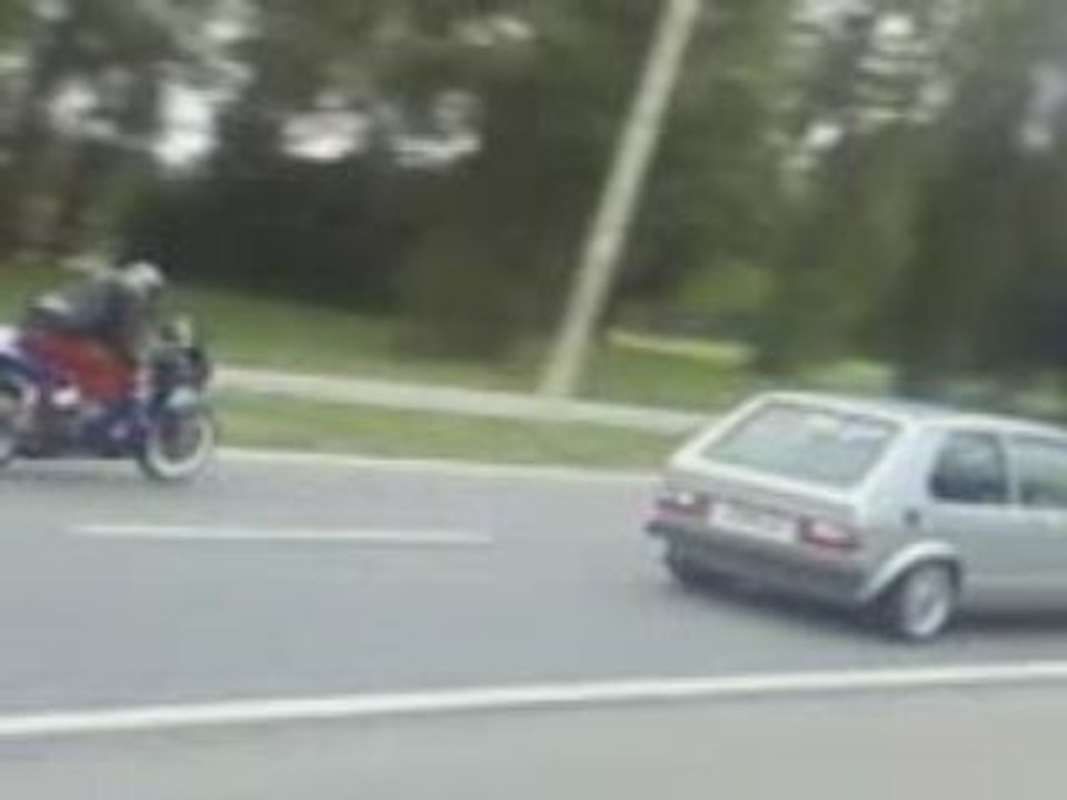 R6 (Kiffers76)vs golf 1 (charly)