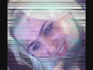 Живу и таю....