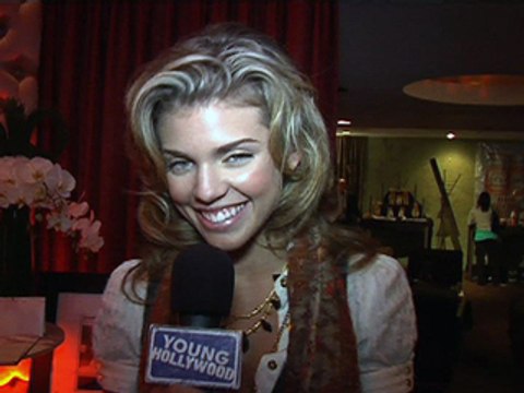 Kiss & Tell with 90210's AnnaLynne McCord