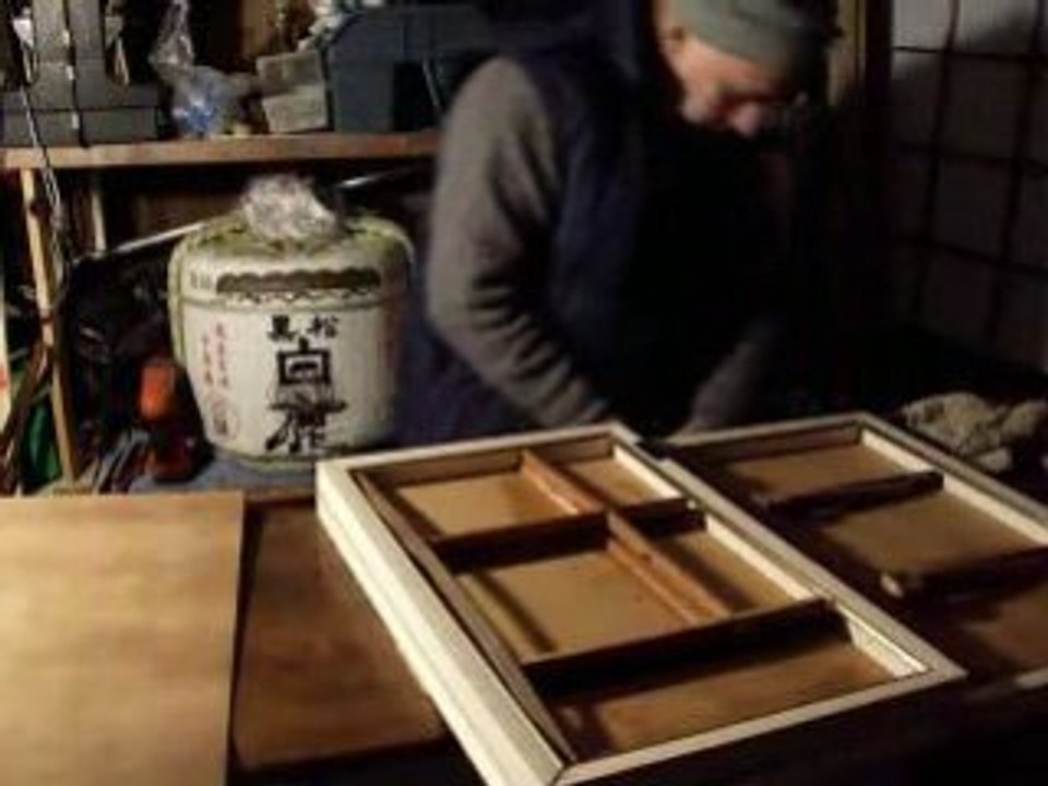 construyendo caballete maletin en Japon  por Paco Barbera