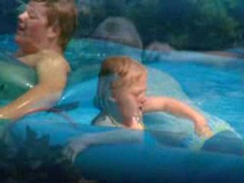 Schwimmbecken